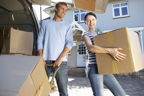 Visitor and contractor safety responsibilities within storage premises